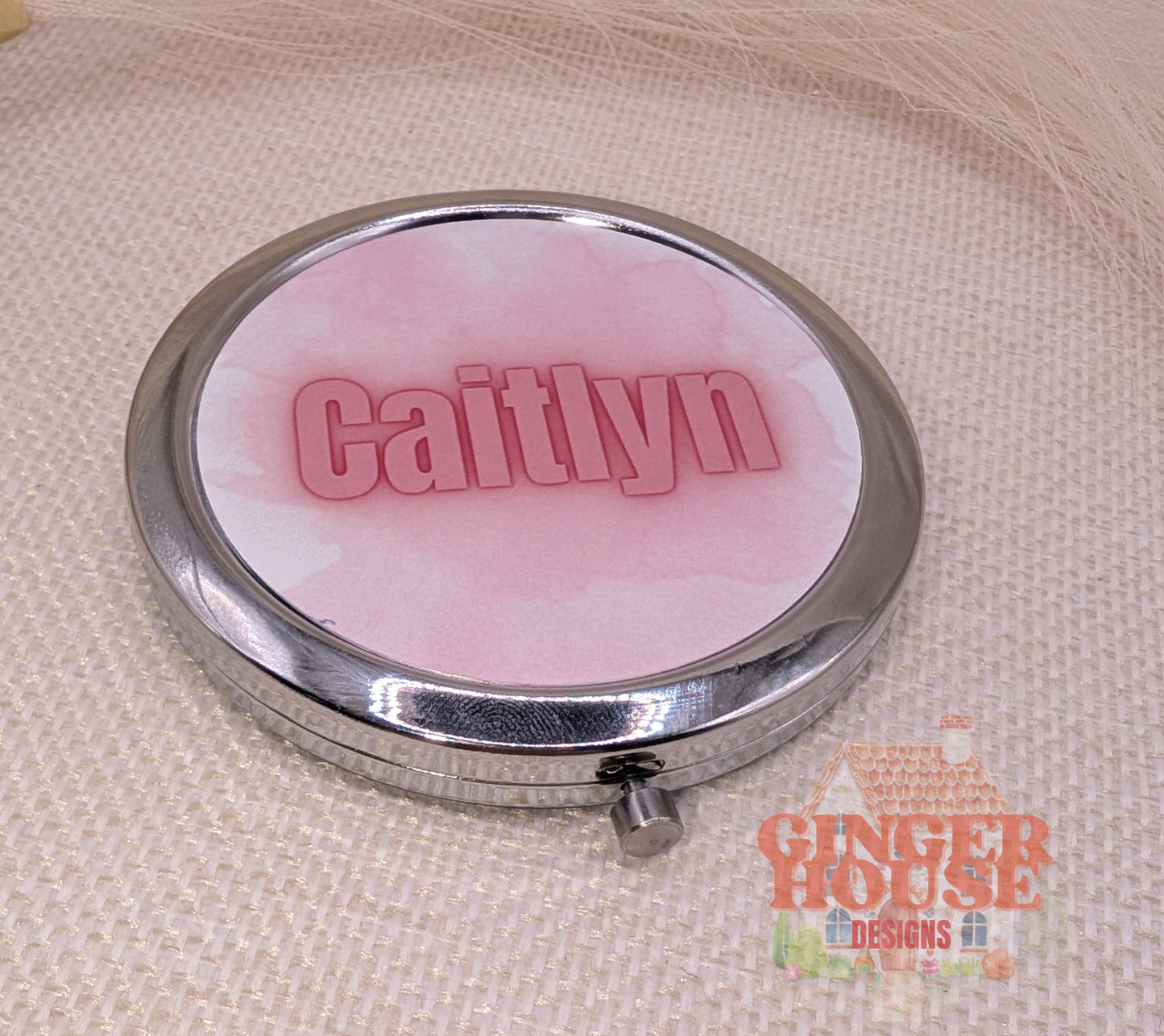 Personalised Compact Mirror – Round with Name or Photo