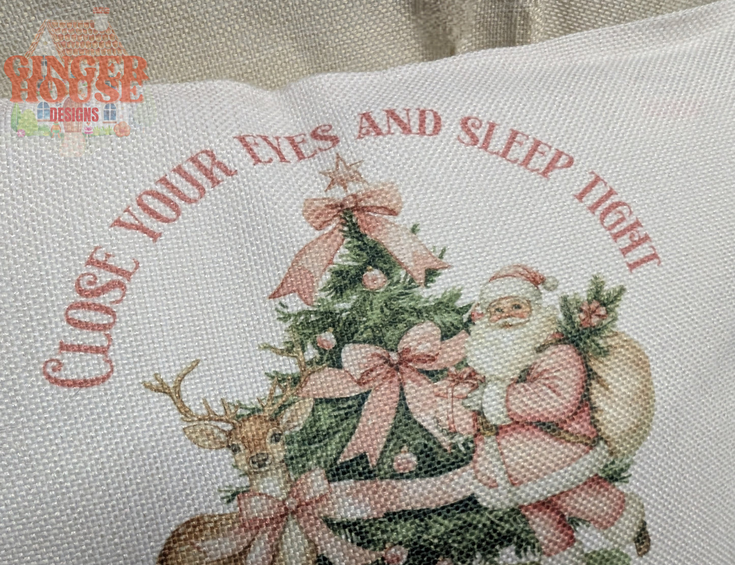Christmas Pocket Pillow – “Santa Is On His Way” Design