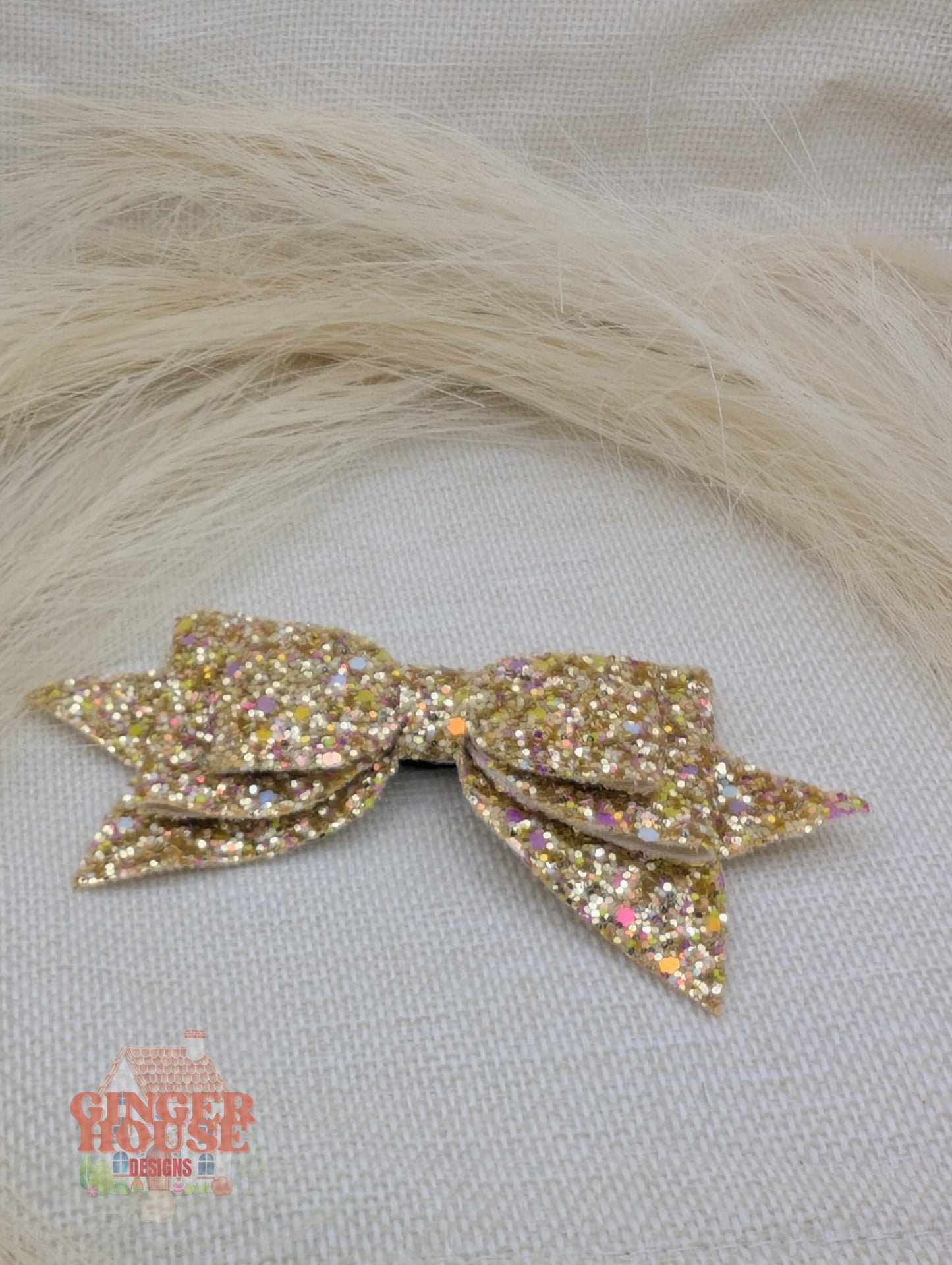 Gold sparkle bow straw topper