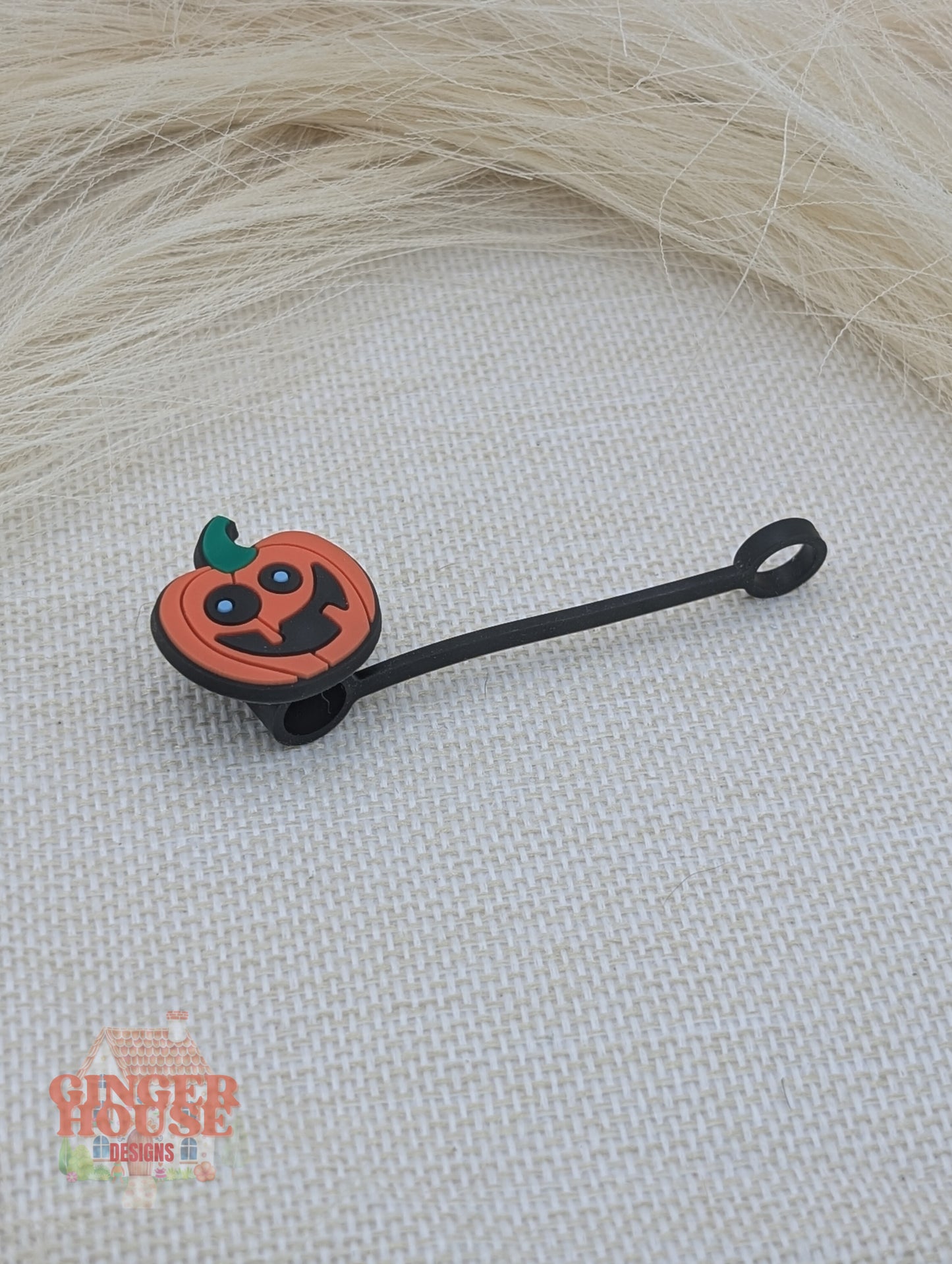 Pumpkin Straw Topper